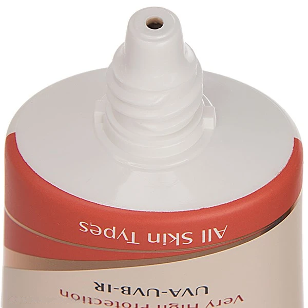 4 خرید کرم ضد آفتاب الارو SPF50 مناسب انواع پوست Ellaro Sunscreen Cream SPF 50 آفتاب کده آفتابکده aftabkade aftab kade